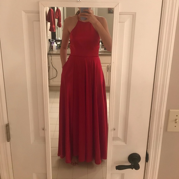 Red Junior Formal Dress Size 11, Unaltered - Picture 1 of 8